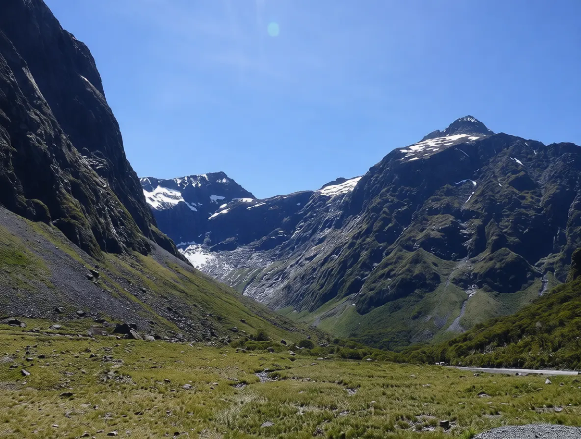 米尔福德峡湾 Milford Road New Zealand