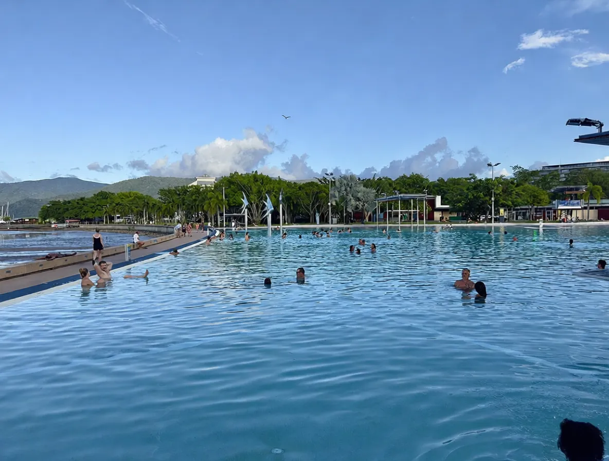 凯恩斯 Cairns Esplanade Lagoon